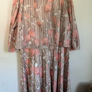 Vintage Floral Pink and Cream Women's Flowy Dress, Size XL, Great condition 1980